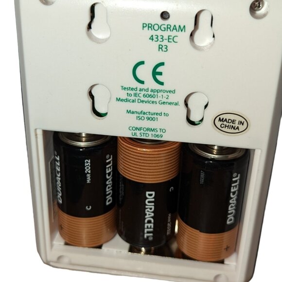 Smart Caregiver Floor Mat Alert System & Wireless Monitor System 24"x 48" - Picture 8 of 9